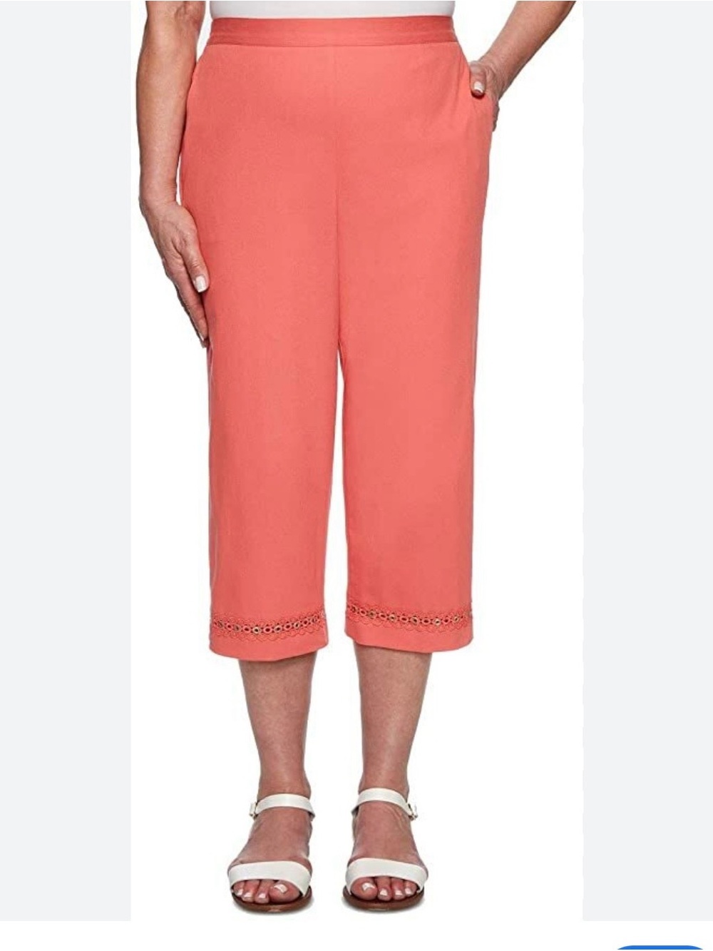 Classic Coral Pull-On Capri Pants with Eyelet Hem